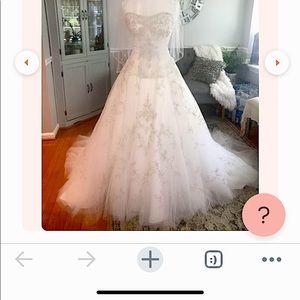 Casablanca 2098 wedding dress.New never worn. Size 8